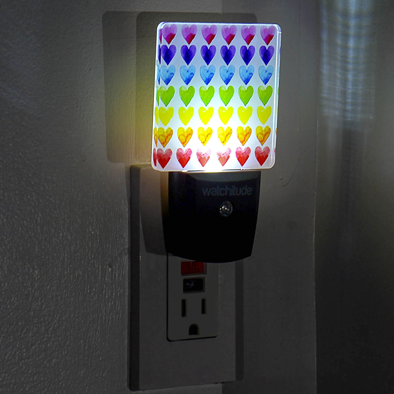 Watercolor Hearts - Watchitude LED Night Light image number 1